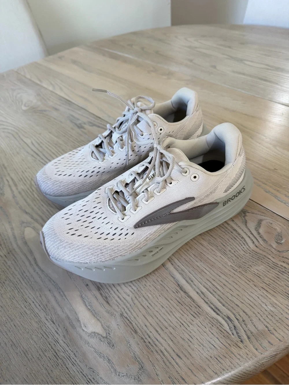 Brooks Glycerin Max - Picture 2 of 5